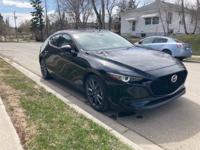 2021 Mazda 3 GT premium AWD (non turbo) 