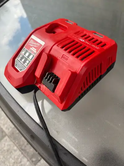 Milwaukee M18 & M12 Rapid Charger, View more