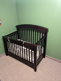  Baby/Toddler Crib