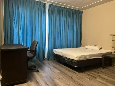 You can text/WhatsApp/Signal me at 647-639-9728 2 Rooms for rent For FEMALE ONLY. Main Intersection:...