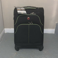 Swiss Gear 20” Pilot case Spinner luggage NWT