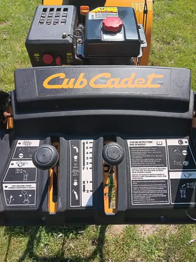 Cub Cadet - SW 11530 - 30 inch Snowblower, View more