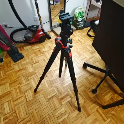 NEEWER N284+G0 camera tripod, View more