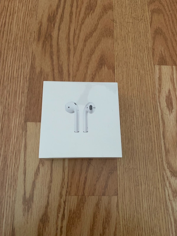 Apple AirPods Version 2 Brand New Sealed Box With Receipt Headphones