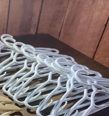 Great price! 14 thick non-slip grip hangers, View more