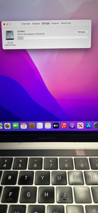 2018 MacBook Pro 13” i5 16 GB 512 GB SSD **Read Description**