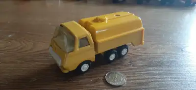 Vintage Toy métal Tanker Tonka Tiny citerne (années 70) À Voir sur place À voir surplace À voir sur...