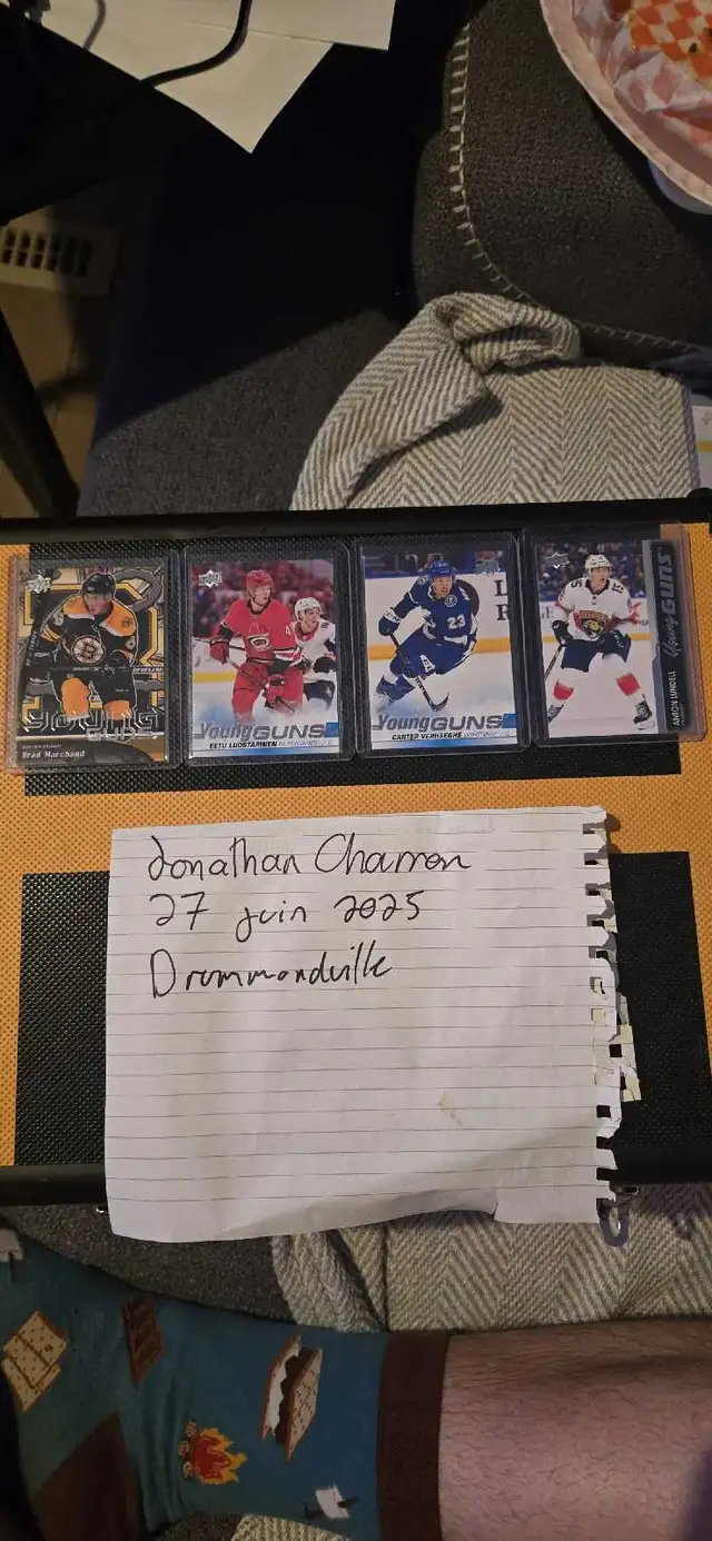 Cartes Jeunes Loups LNH in Hockey in Drummondville - Image 2