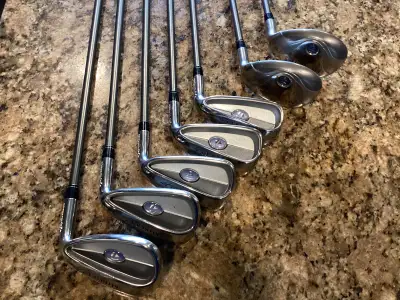 Ladies TaylorMade MISCELA RH iron and hybrid combo set, View more