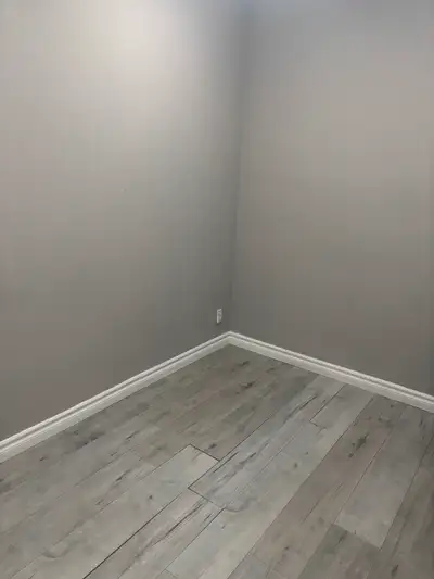 Room rental in Salon