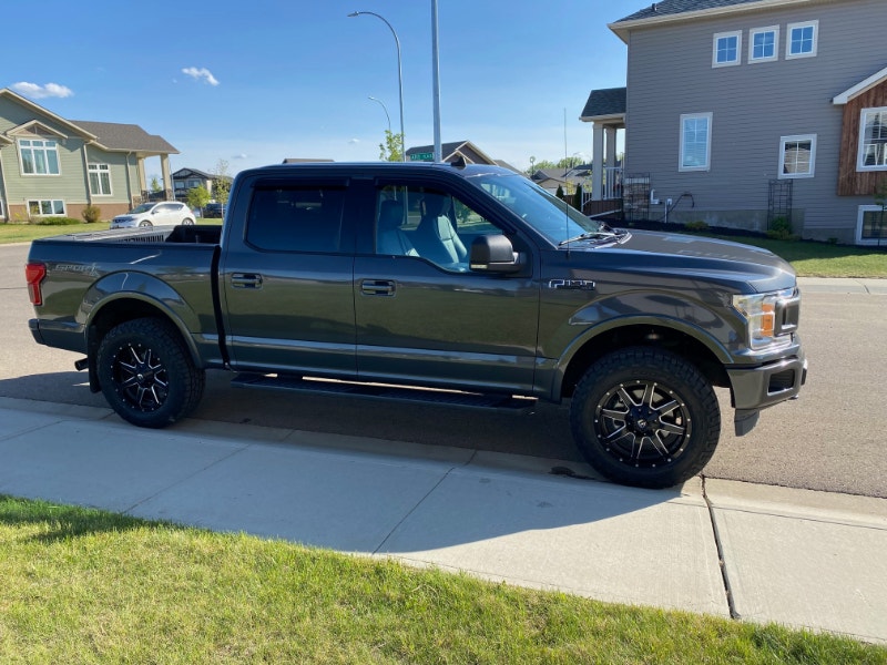 Cooper Discoverer AT3 XLT & Fuel Maverick Rims Tires & Rims Red
