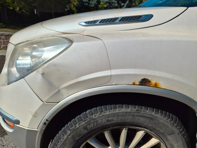 2010 Buick Enclave CLX1– 7 Passenger SUV – Needs Timing Chain in Cars & Trucks in Hamilton - Image 3