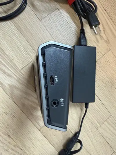 Targus Dock180USZ-52 Docking Station – Excellent Condition, View more