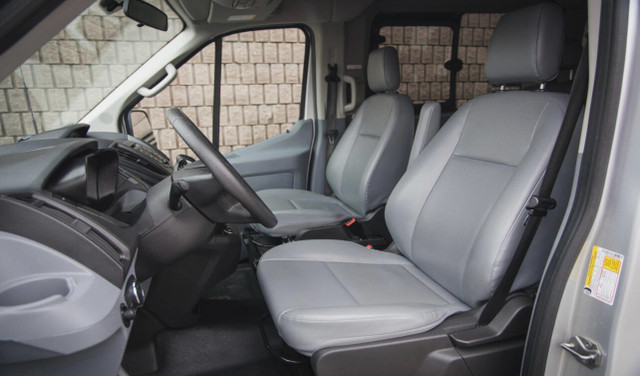 15 passenger ford transit van for sale in Cars & Trucks in Mississauga / Peel Region - Image 2
