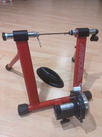 Minoura m80 indoor bike trainer