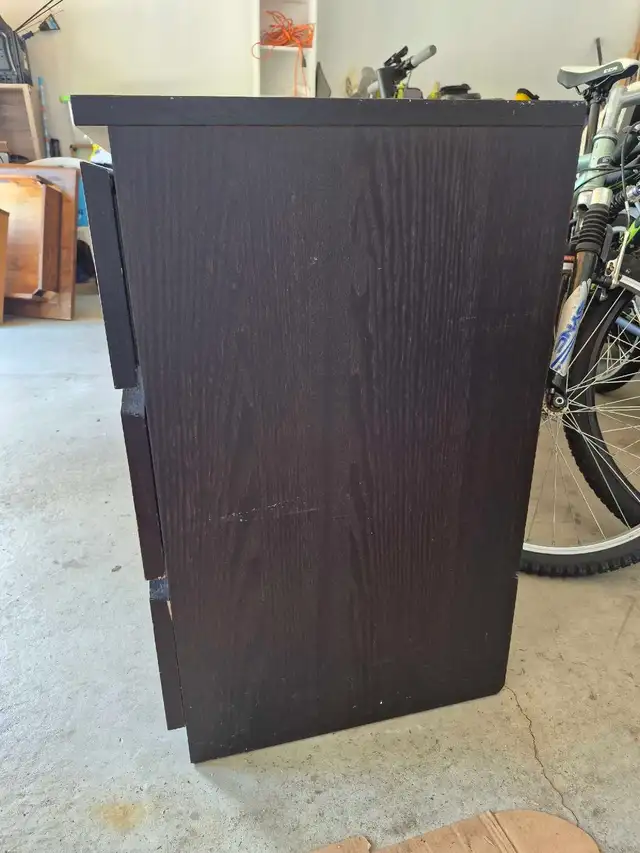 Dresser for sale in Dressers & Wardrobes in Oakville / Halton Region - Image 5
