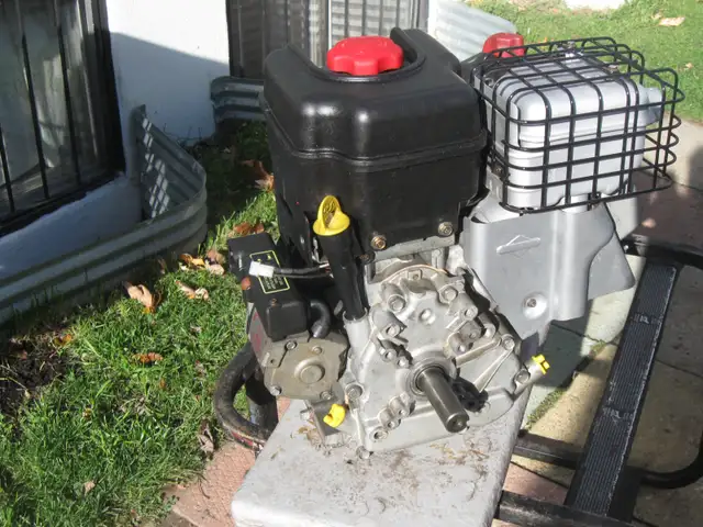 instalation gratuit 30 minute 7/7 - moteur briggs&stratton 342cc in Snowblowers in Laval / North Shore - Image 6
