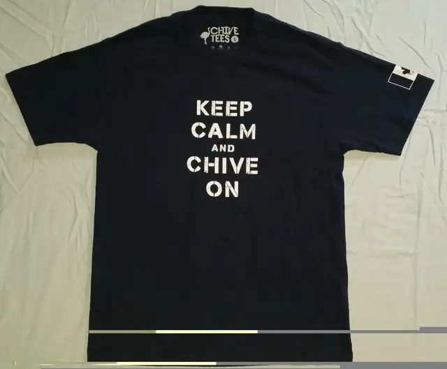 KCCO Chive T-Shirts in Men's in Mississauga / Peel Region - Image 4