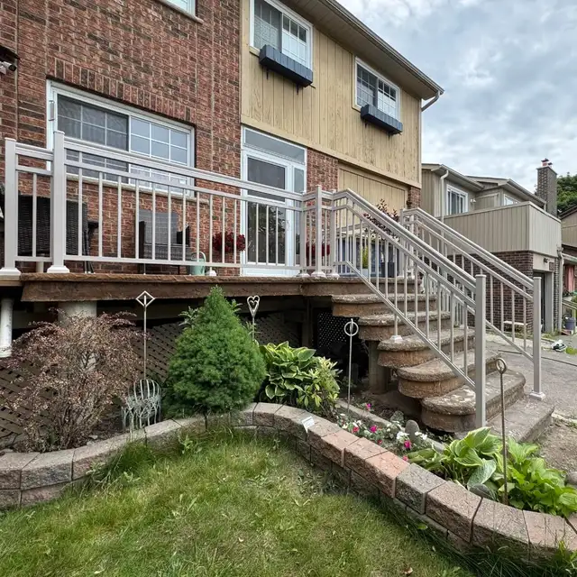 ALUMINUM RAILINGS in Decks & Fences in Mississauga / Peel Region - Image 8