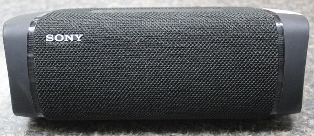 Sony XB33 Bluetooth speaker in Speakers in Peterborough - Image 2