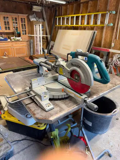 10” makita compound mitre saw, View more