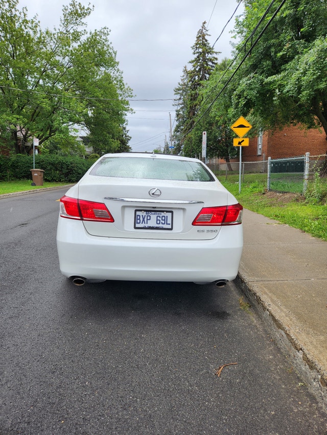 2011 Lexus Es350 — photo 5