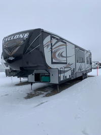 2014 Cyclone 4114 Toy Hauler 