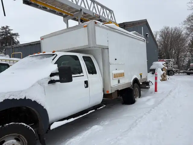2012 Ford F450 Cube truck with RH aerial ladder in Cars & Trucks in Kenora - Image 4
