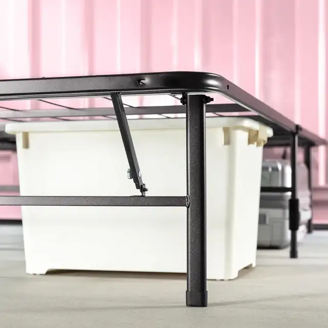 Zinus Queen Bed Frame - Tool free assembly in Beds & Mattresses in Delta/Surrey/Langley - Image 9