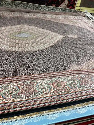 FIND YOUR PERSIAN RUG LARGEST SHOWROOM 5000pcs 358, View more
