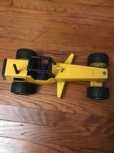 Vintage 1970s metal Tonka road grater XR-101 $40 In excellent condition Tonka road grater xr 101 met...