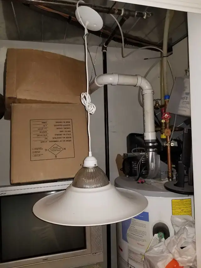 pendant light for kitchen in Indoor Lighting & Fans in Mississauga / Peel Region - Image 2
