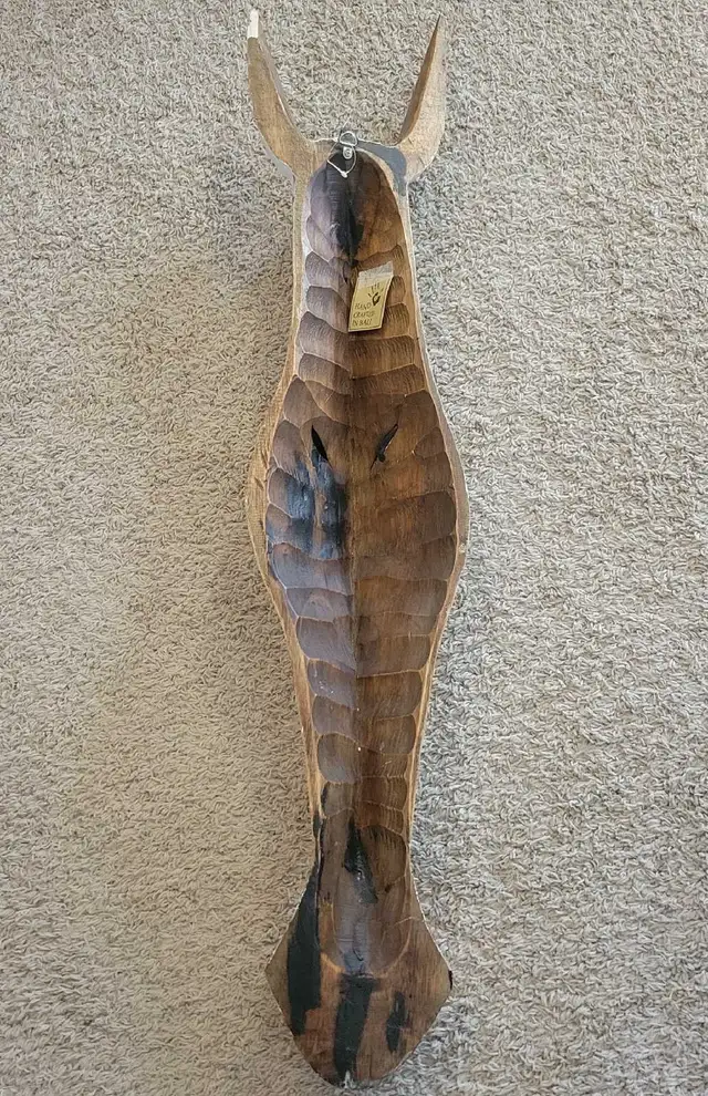 39"H x 8"W Zebra Wall Decor Mask Hand Made in Bali. in Home Décor & Accents in Red Deer - Image 3