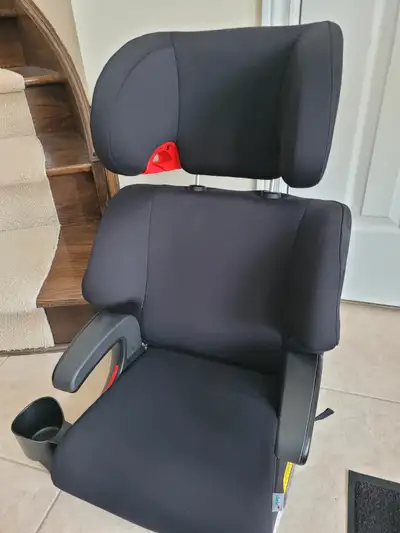 Offering a CLEK Oobr booster car seat - black color - used for approx 1 year - manufactured in July...