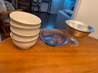 Bowls and cake stand