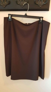 Women's Size 14 Chocolate Brown Nygard Straight Skirt