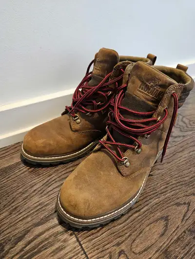 women's boots_kodiac_size 8/8.5, View more