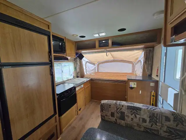 2007 Dakota Ultralite 180 XP in Travel Trailers & Campers in Grand Bend - Image 6