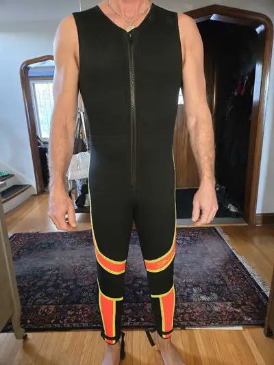 Fitzwright farmer john wetsuit XL, View more