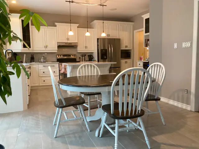 Painting Two Coats for Just $65 per Room!CA$6563240705754369124