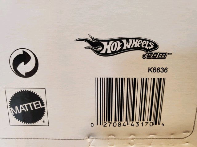 1:18 Diecast Hot Wheels Williams Toyota F1 FW29 Nico Rosberg #16 in Arts & Collectibles in Kawartha Lakes - Image 11