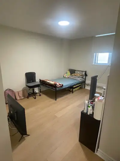 Room for Rent – Gujarati Vegetarian Preferred | 3 Bed, 1.5 Bath Apartment Looking for a gujju vegeta...
