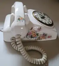 Vintage Rare Landshire Electric Ceramic Telephone Clock