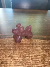 Natural Crystal - Strawberry Quartz - Ballon Dog