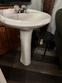  Pedestal sink with faucets
