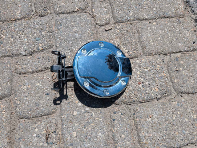 Stainless Steel Fuel Fill Cap 2009 -2018 Ram 1500 in Other Parts & Accessories in Oakville / Halton Region
