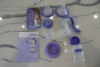 Lansinoh Manual Breast Pump with Bottle -Purple-