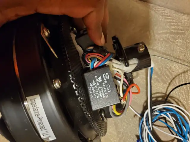 Ceiling Fan motor  replacement in Indoor Lighting & Fans in Mississauga / Peel Region - Image 6