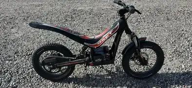 2012 OSET 16 Electric trials bike New batteries 24-25km/hr speeds 1.5-3hr range depending on hills e...