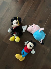 papa pig and Mickey Mouse plush toys